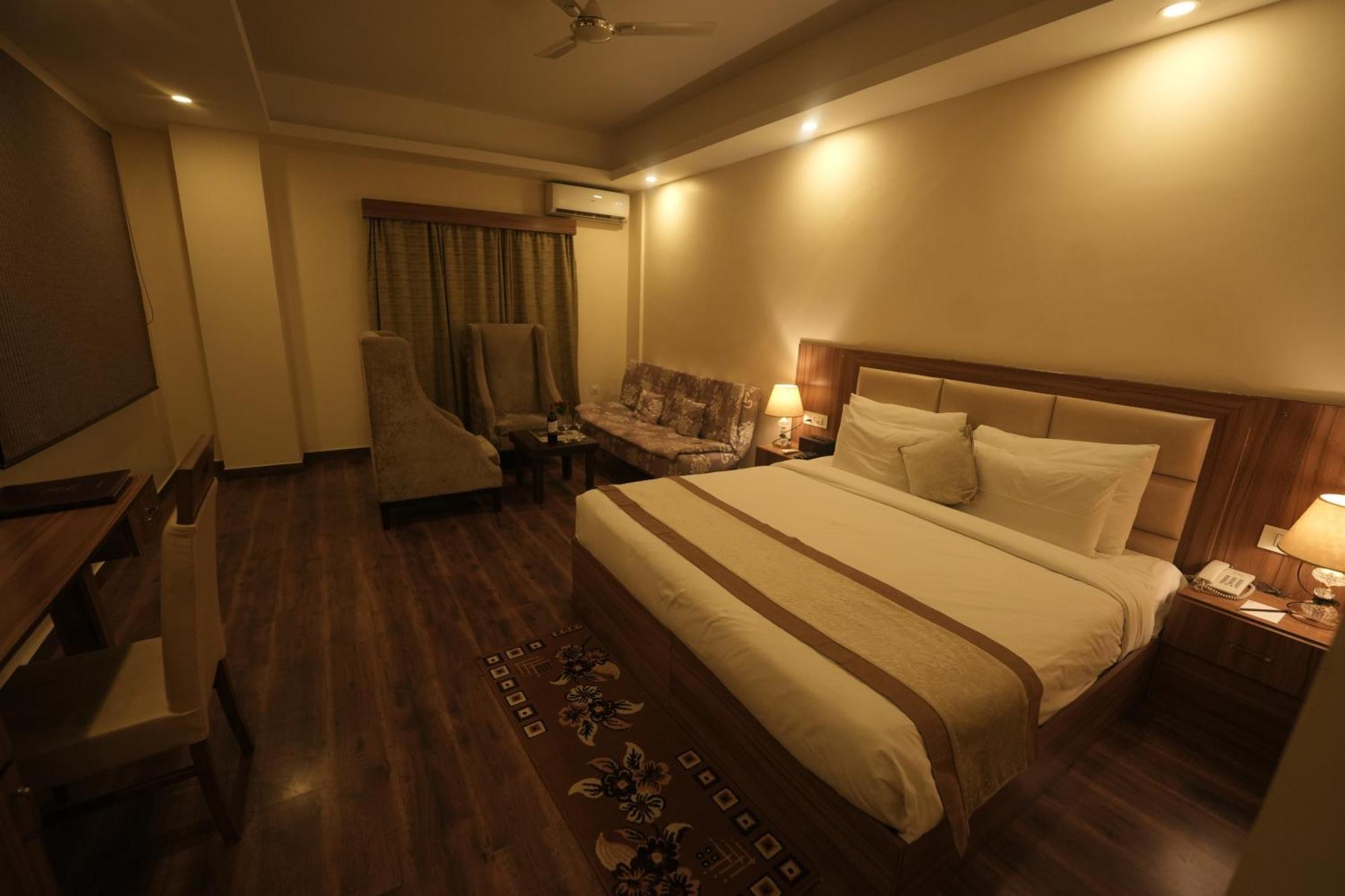 D'Polo Club & Spa Resort Dharamshala Eksteriør bilde